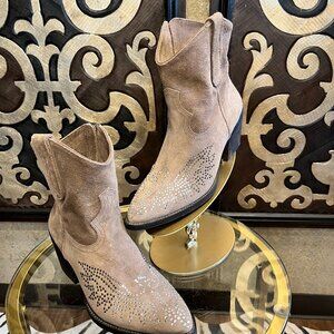 Reba taupe suede rhinestone design cowboy boots